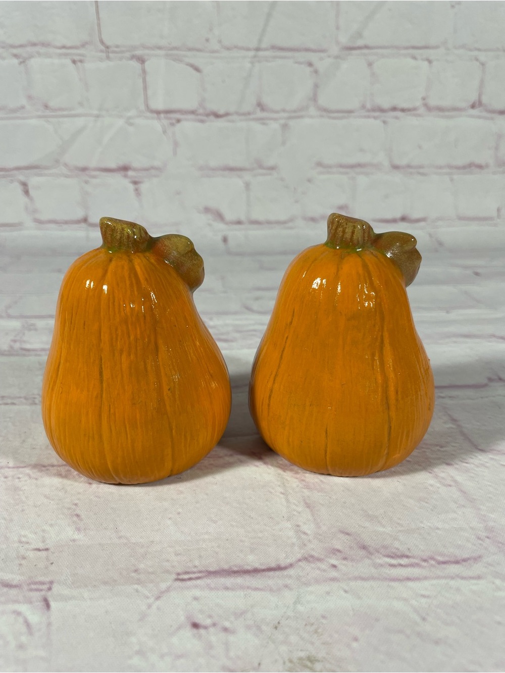 Hand Painted Ceramic Pumpkin Halloween Harvest Silly Face Decorations Set of 5 - Picture 6 of 13